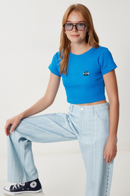Ayıcık Nakışlı Fitilli Örme Crop T-shirt KOYU MAVİ LZH0015