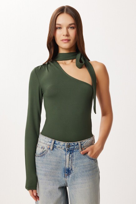 Fularlı Asimetrik Örme Bluz HAKİ LUB0310
