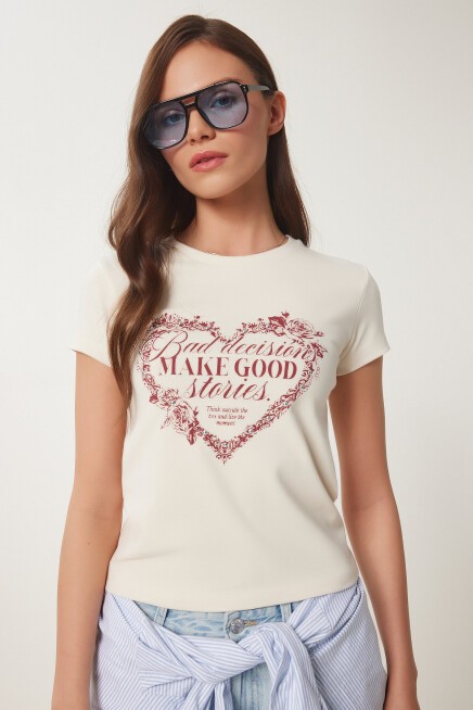 Kalp Baskılı Taşlı Örme T-shirt KREM LUS0115