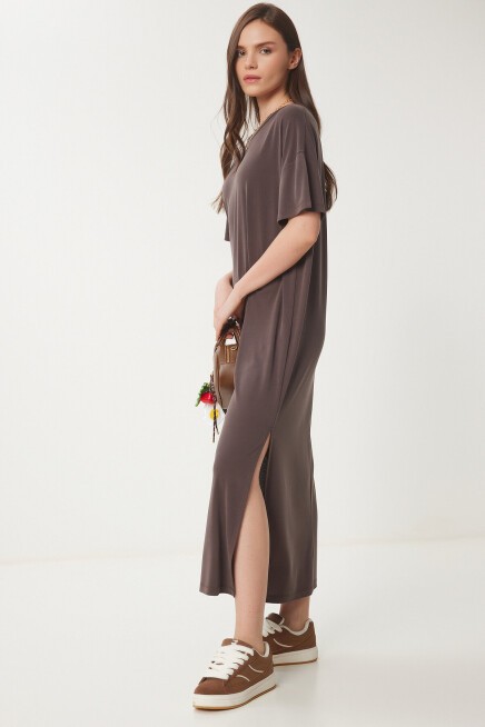Oversize Basic Yazlık Örme Elbise KAHVERENGİ LUB0082