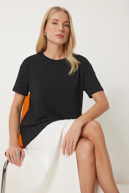 Taş Detaylı Örme T-shirt SİYAH LZV0059