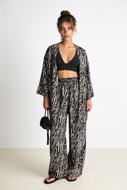 Desenli Yazlık Viskon Kimono Pantolon Takım SİYAH KEMİK LRN0013
