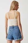 Çiçekli Askılı Crop Triko Bluz KREM LAV0008