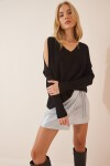 Omuzu Pencereli Oversize Triko Kazak SİYAH LAS0004