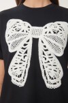 Güpür Fiyonk Nakışlı Örme T-shirt SİYAH LCR0065