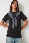 Kontrast Fular Detaylı Örme T-shirt SİYAH LCR0120