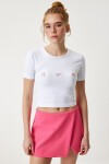 Fiyonk Detaylı Crop Örme T-shirt BEYAZ LMC0005