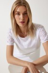 Güpür Kollu Pamuklu Basic Örme T-shirt BEYAZ LVF0001