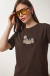 Armalı Nakışlı Pamuklu Örme T-shirt KAHVERENGİ LCR0114