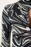 Cut Out Detaylı Desenli Örme Bluz SİYAH LRX0009